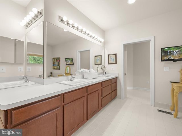 7503 GINA NICOLE LN, Jessup, MD 20794