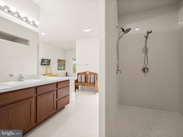 7503 GINA NICOLE LN, Jessup, MD 20794