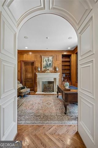 125 Blackland Road NW, Atlanta, GA 30342
