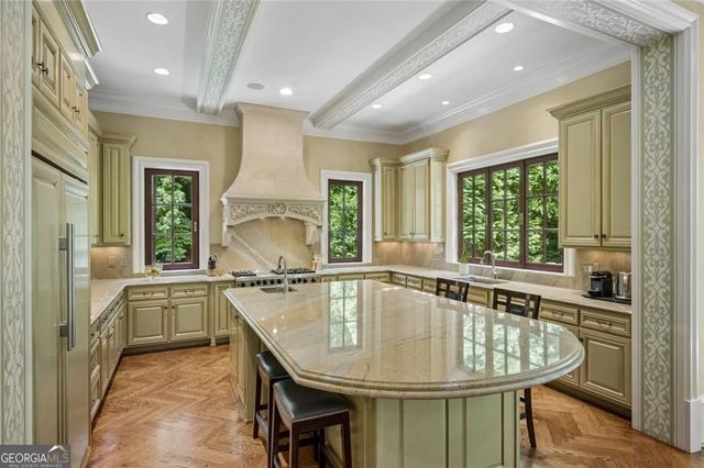 125 Blackland Road NW, Atlanta, GA 30342