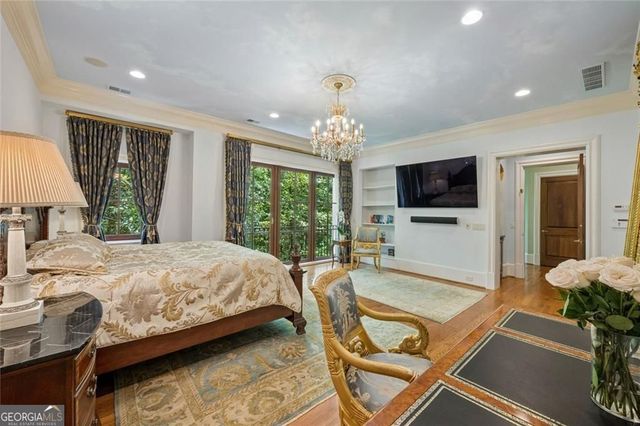 125 Blackland Road NW, Atlanta, GA 30342