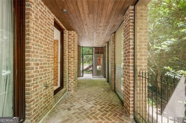 125 Blackland Road NW, Atlanta, GA 30342