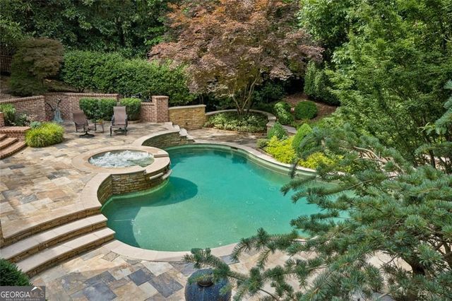 125 Blackland Road NW, Atlanta, GA 30342