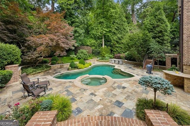 125 Blackland Road NW, Atlanta, GA 30342