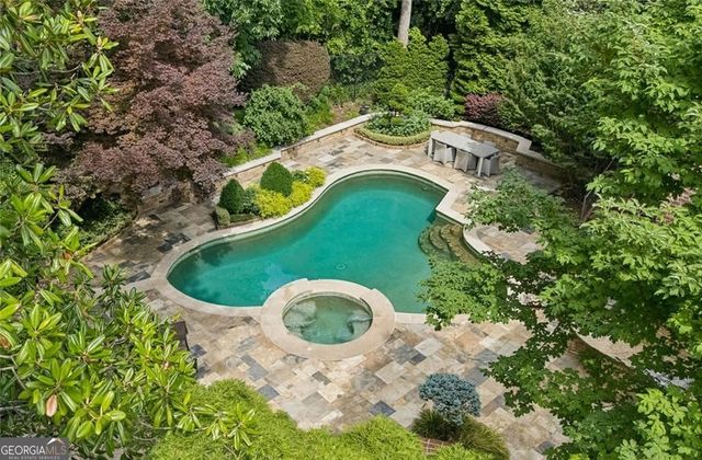 125 Blackland Road NW, Atlanta, GA 30342