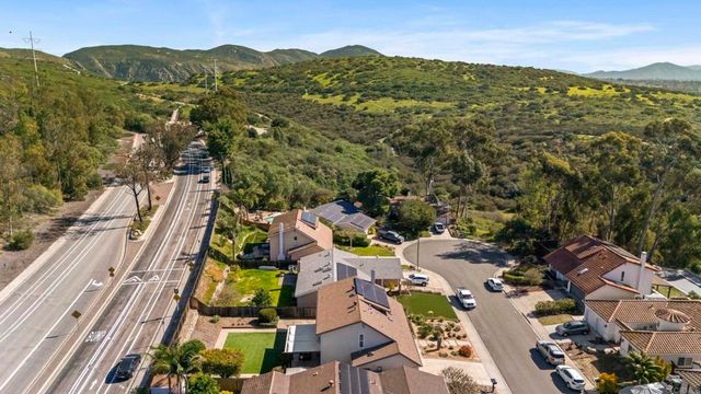 11458 Via Promesa, San Diego, CA 92124