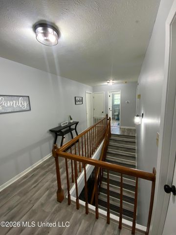 6372 Ashley Circle, Jackson, MS 39213