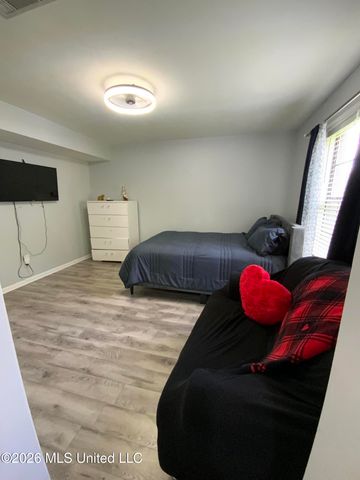 6372 Ashley Circle, Jackson, MS 39213