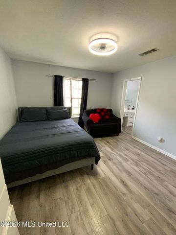 6372 Ashley Circle, Jackson, MS 39213