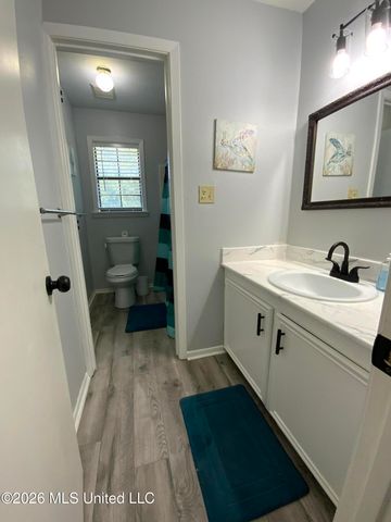 6372 Ashley Circle, Jackson, MS 39213