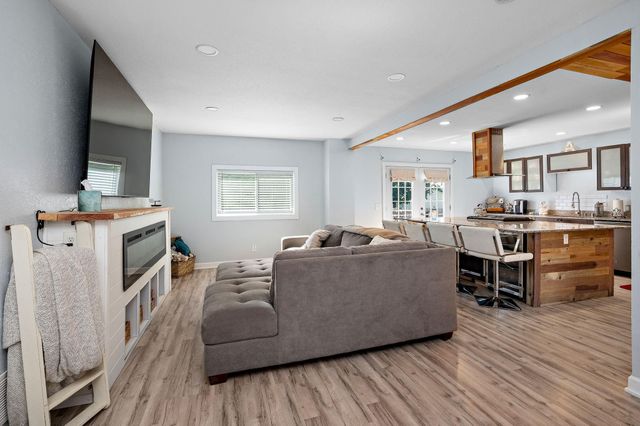 724 E Broadway Street, Monticello, MN 55362