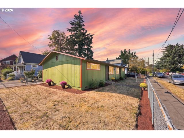 4437 Se 66TH Ave, Portland, OR 97206
