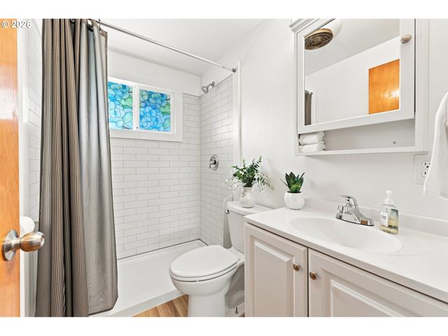 4437 Se 66TH Ave, Portland, OR 97206