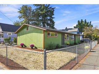 4437 Se 66TH Ave, Portland, OR 97206