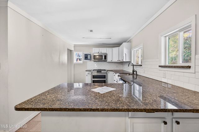 4476 Pierce Road, D'iberville, MS 39540