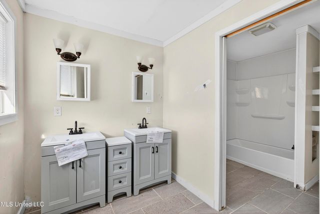 4476 Pierce Road, D'iberville, MS 39540