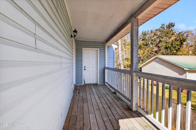 4476 Pierce Road, D'iberville, MS 39540