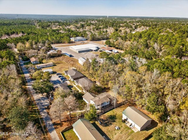 4476 Pierce Road, D'iberville, MS 39540