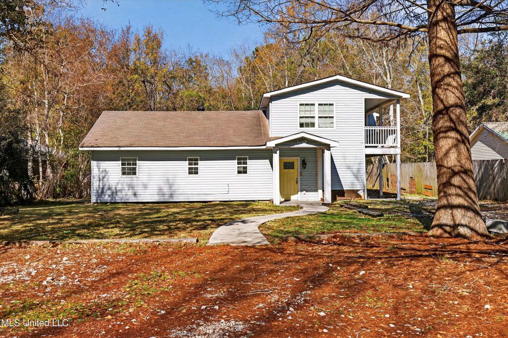 4476 Pierce Road, D'iberville, MS 39540