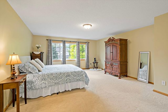 2065 Anton Way, Shakopee, MN 55379