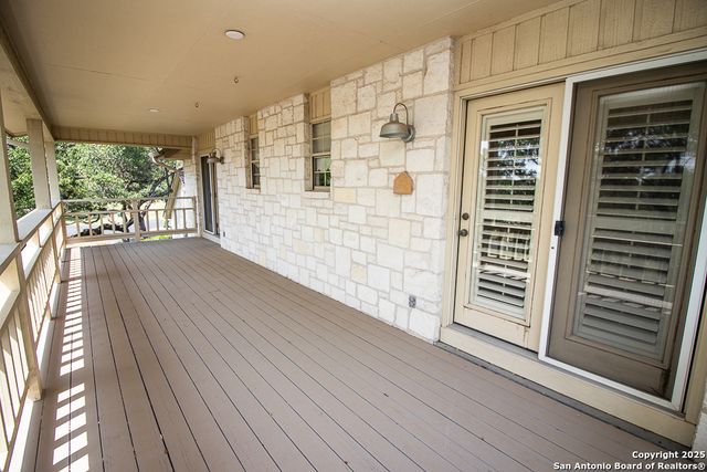 8333 TRIPLE CROWN, Boerne, TX 78015