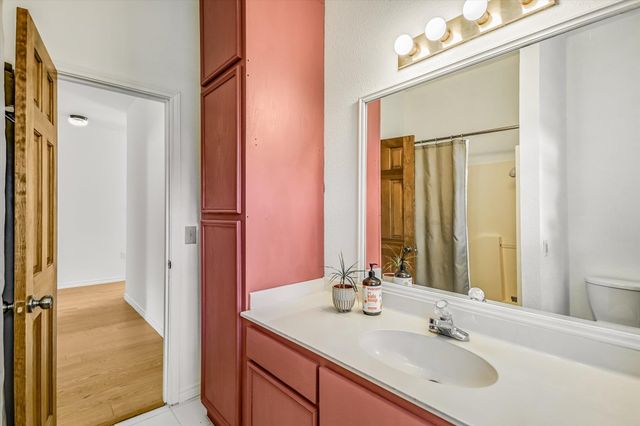 160 Donna DR, Wimberley, TX 78676