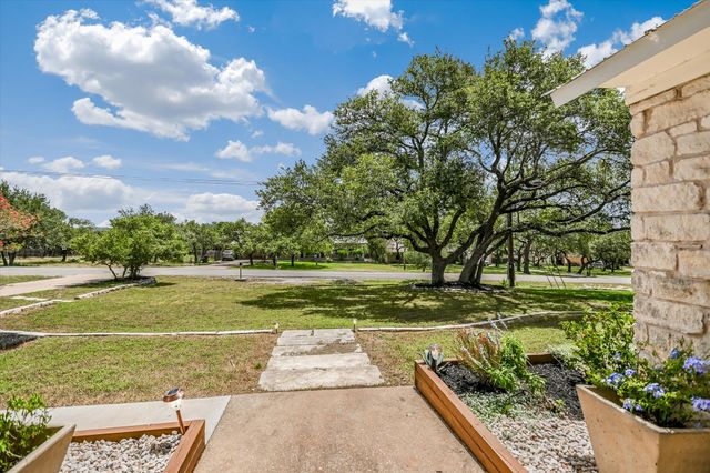 160 Donna DR, Wimberley, TX 78676