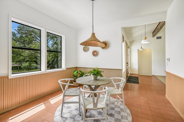 160 Donna DR, Wimberley, TX 78676