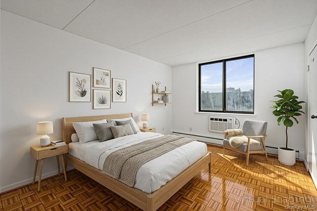 14477 Roosevelt Avenue 3D, Flushing, NY 11354