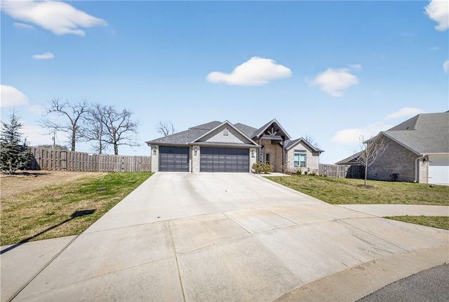 5950 Poppy Avenue, Springdale, AR 72762