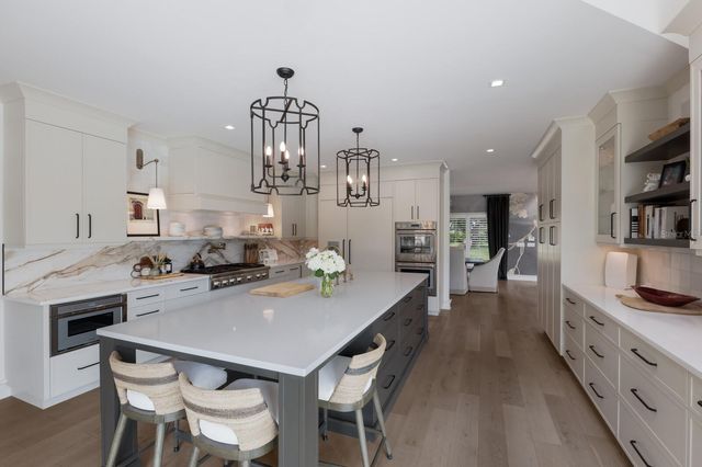 3709 BENEVA OAKS, Sarasota, FL 34238