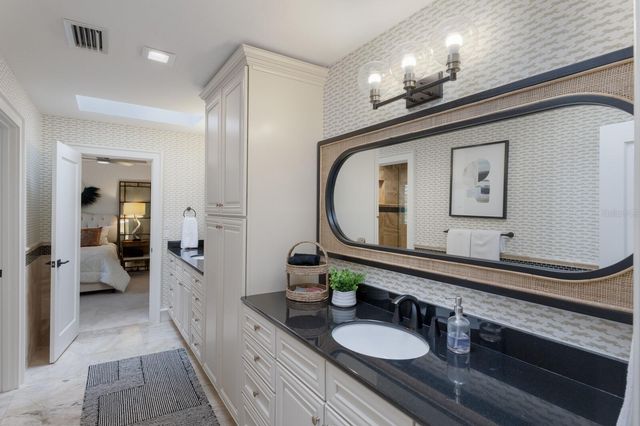 3709 BENEVA OAKS, Sarasota, FL 34238