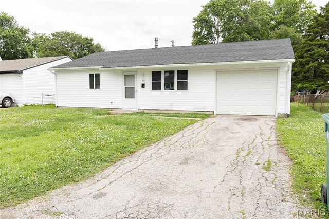 55 Saint Gregory Drive, Cahokia, IL 62206