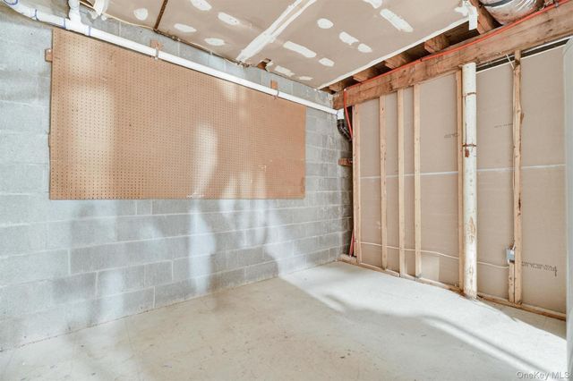 430 Country Club Lane, Pomona, NY 10970