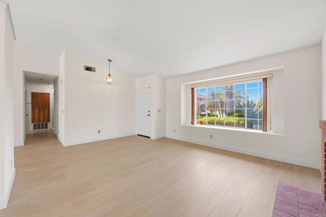 5243 Silver Bluff Drive, Oceanside, CA 92057