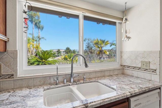 5243 Silver Bluff Drive, Oceanside, CA 92057
