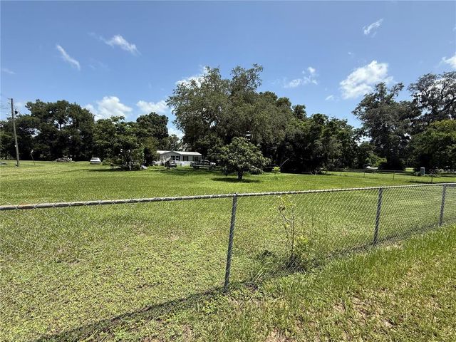 39605 DREW DRIVE, Dade City, FL 33525