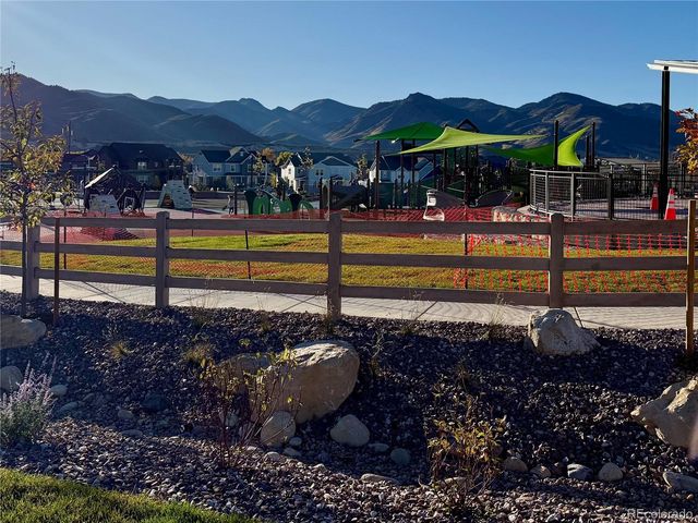 9898 Monte Vista Avenue, Littleton, CO 80125