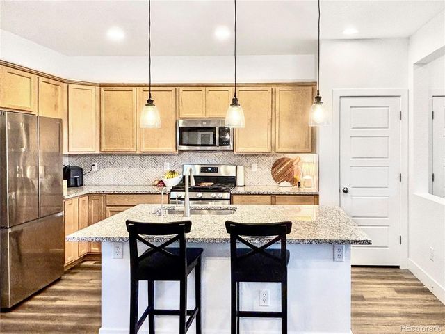 9898 Monte Vista Avenue, Littleton, CO 80125