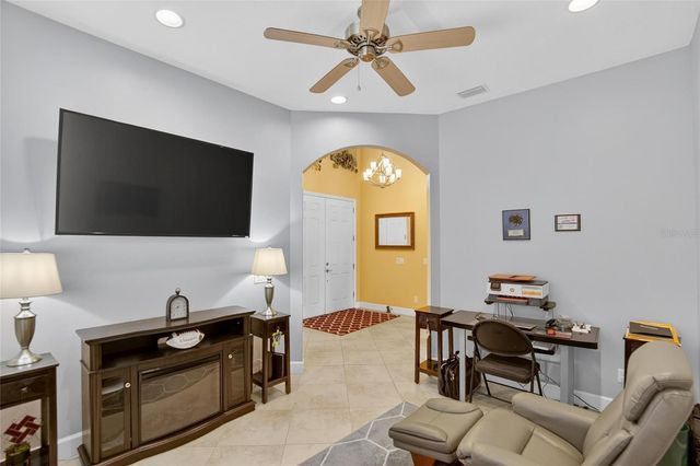 1543 EMERALD DUNES DRIVE, Sun City Center, FL 33573