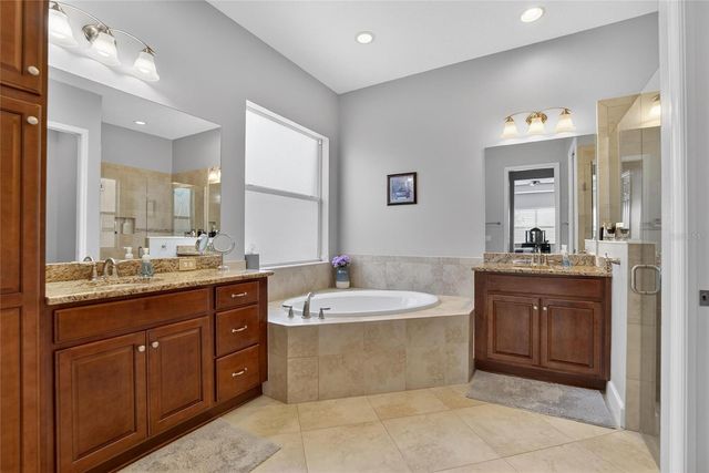 1543 EMERALD DUNES DRIVE, Sun City Center, FL 33573