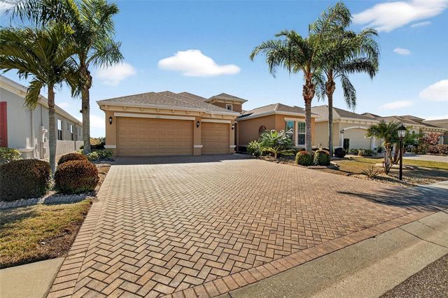 1543 EMERALD DUNES DRIVE, Sun City Center, FL 33573