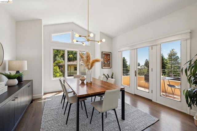 122 Vicente Rd, Berkeley, CA 94705