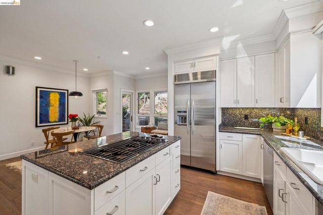 122 Vicente Rd, Berkeley, CA 94705