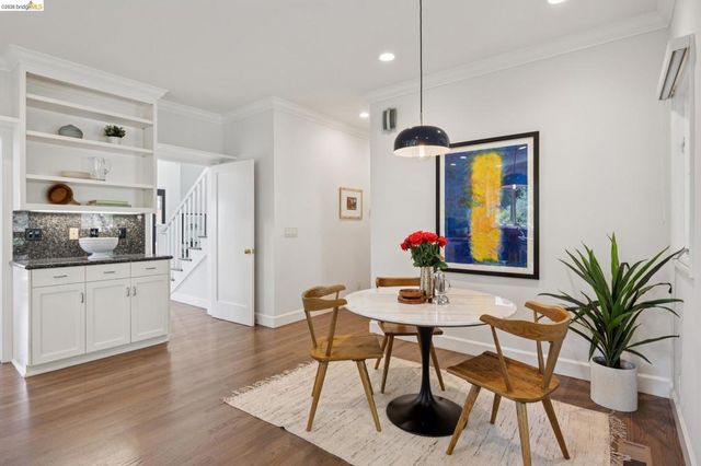 122 Vicente Rd, Berkeley, CA 94705