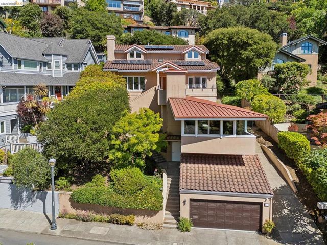 122 Vicente Rd, Berkeley, CA 94705