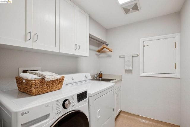 122 Vicente Rd, Berkeley, CA 94705