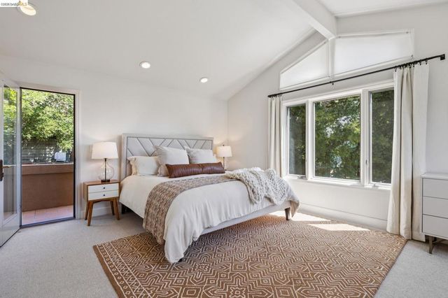 122 Vicente Rd, Berkeley, CA 94705