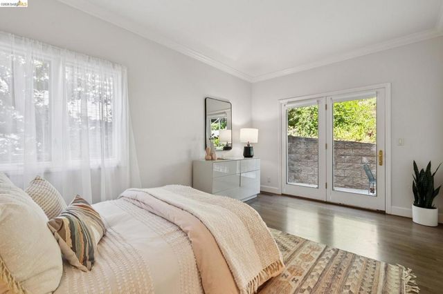 122 Vicente Rd, Berkeley, CA 94705