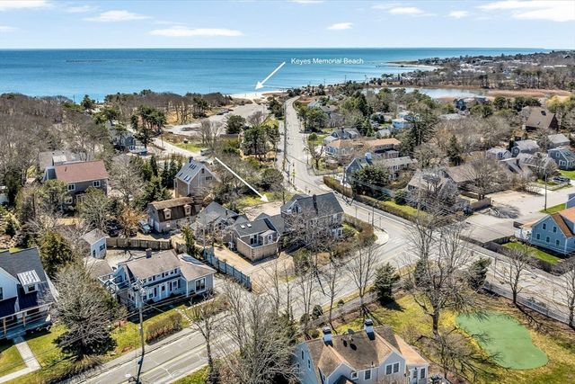 388 Sea St, Barnstable, MA 02601